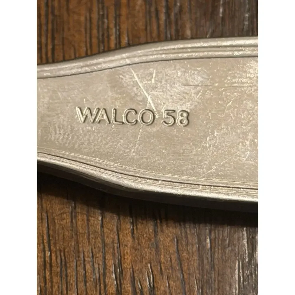 1970 Walco 15 Utica Stainless Fanfare Mixed Lot Shell Handle - Set of 8 Flatware
